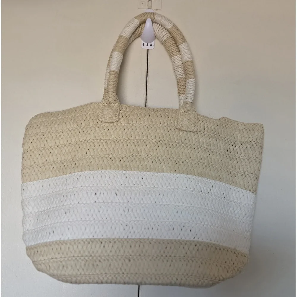 ALTRU Woven Straw Tote Bag/added Charm Tan & Beige~Excellent Pre-owned Condition